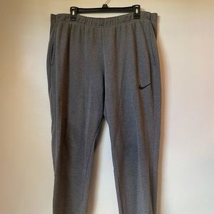 XXL dark gray Nike sweatpants